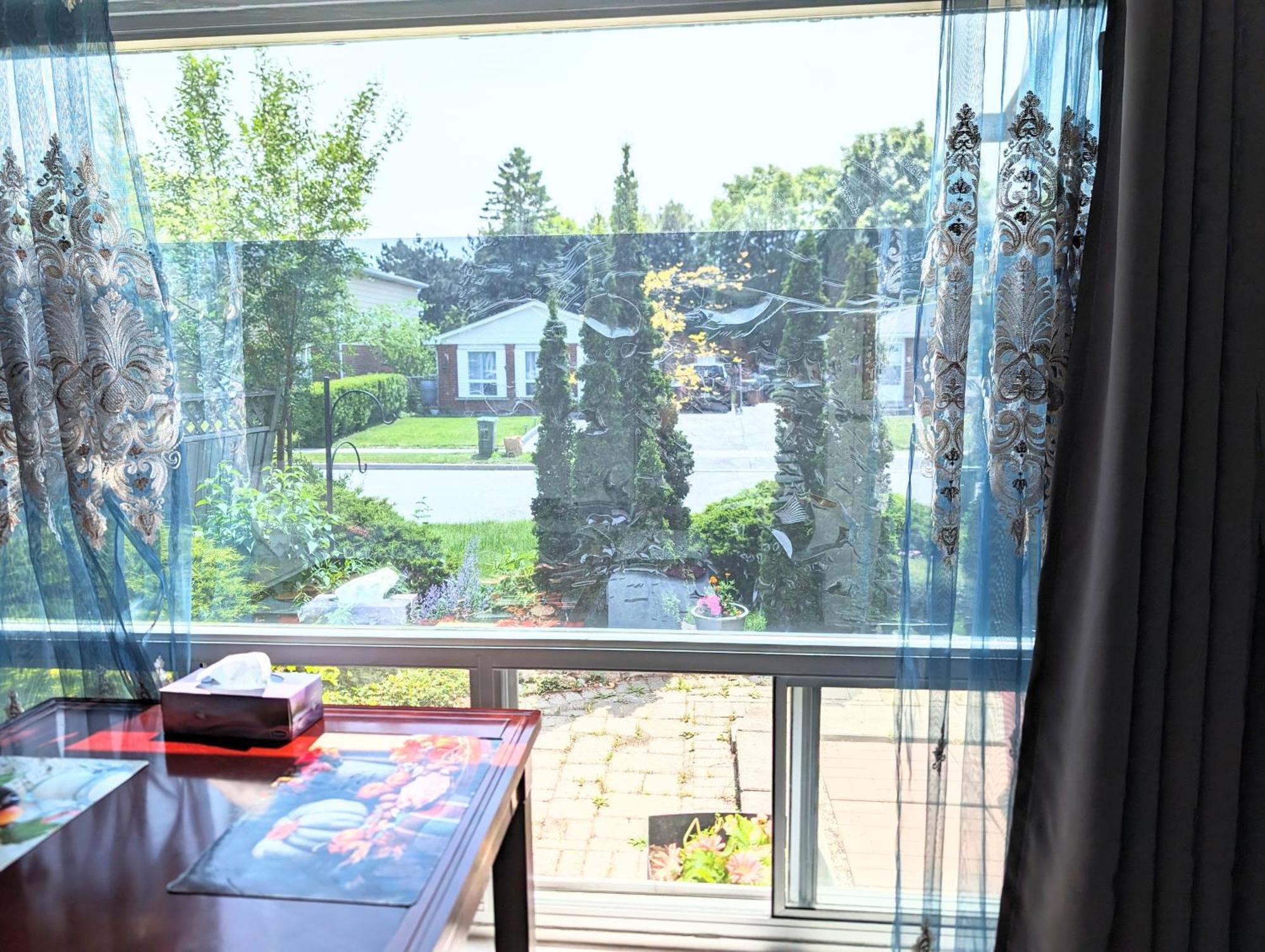 Renovated Cozy Bedroom With Private Washroom Toronto Eksteriør bilde